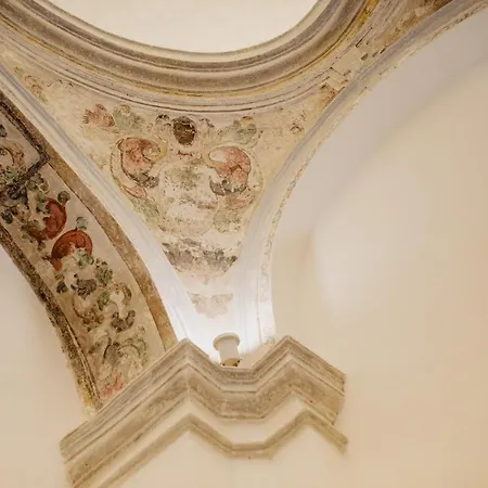 La Ermita - único Monumento De 2*